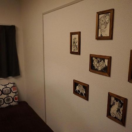 Guesthouse Ten-Roku - Female Only Осака Экстерьер фото